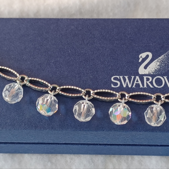 Authentic Swarovski Crystal SPARKLE ball bracelet beautifully elegant! NEW - Picture 3 of 5